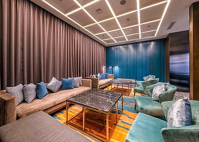 Seda Bay Near Ayala Malls 호텔 4*