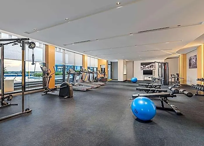 호텔 Seda Bay Near Ayala Malls 4*