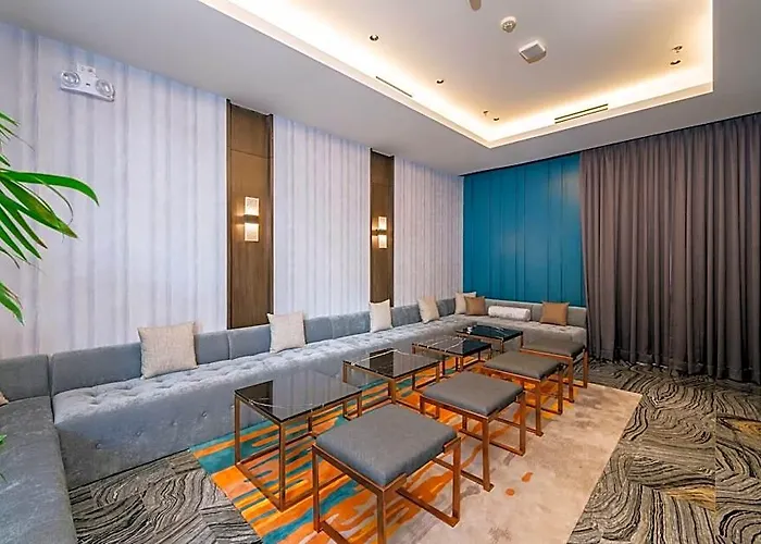 Seda Bay Near Ayala Malls 호텔 4*