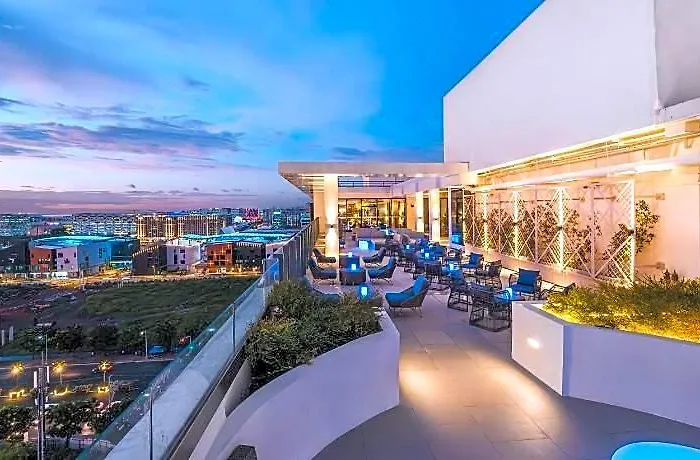 Seda Bay Near Ayala Malls 酒店 4*