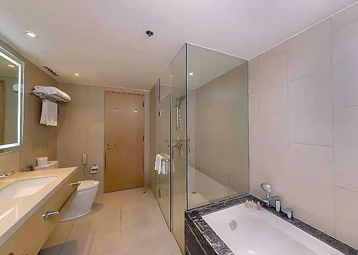 酒店 Seda Bay Near Ayala Malls 4*